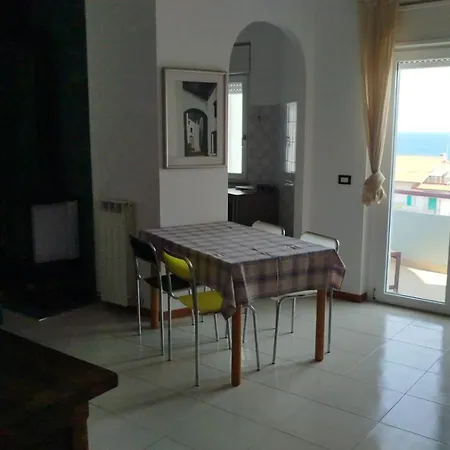 Fossacesia Guest House Appartamento *